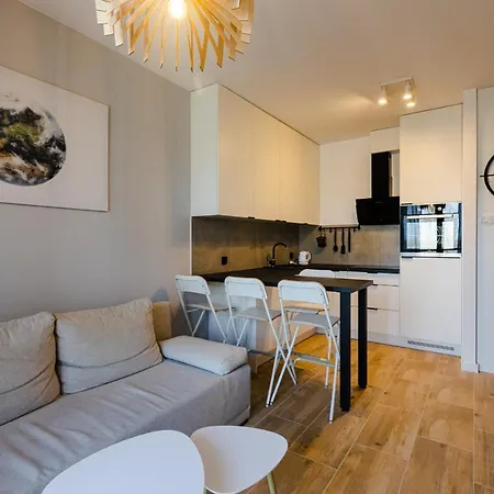 Gris Zajezdnia Wrzeszcz, Apartment Gdansk